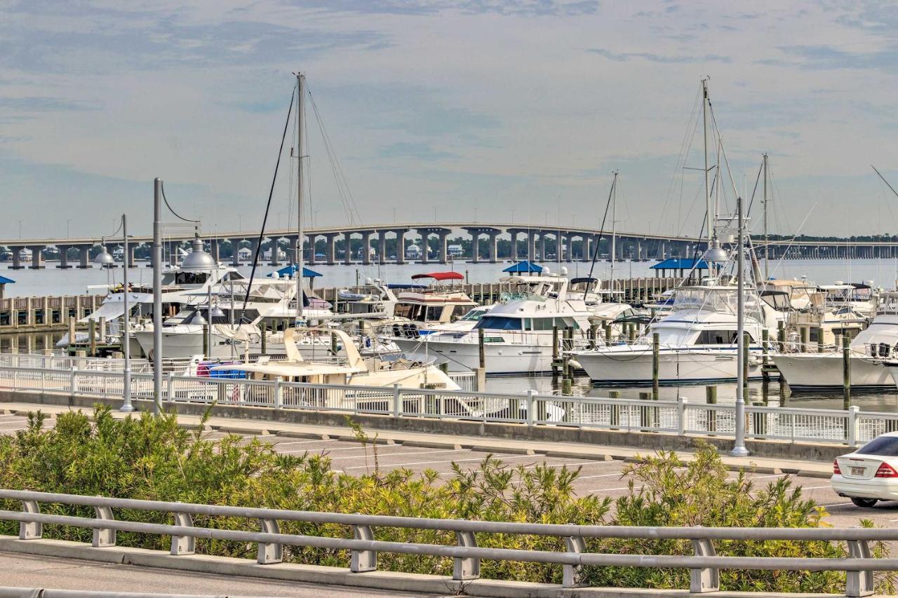 Walk To Beach From Chic Old Town Apartment With Yard Bay St. Louis المظهر الخارجي الصورة